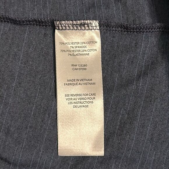 Travis Mathew Navy Heather Crestview 1/4 Zip Logo Size XL - Picture 10 of 10